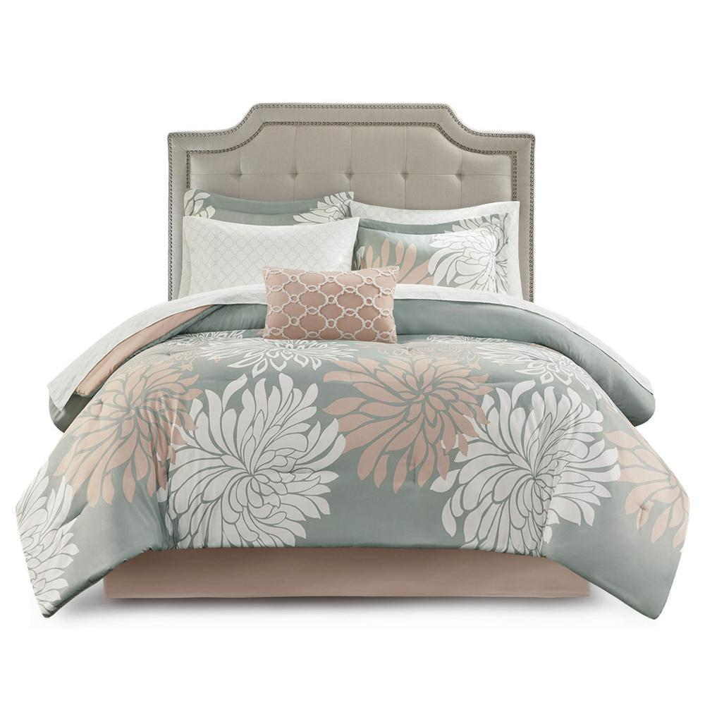 Start2Finish 9-piece comforter set with matching cotton bed sheets, featuring a cozy and stylish bedding ensemble.