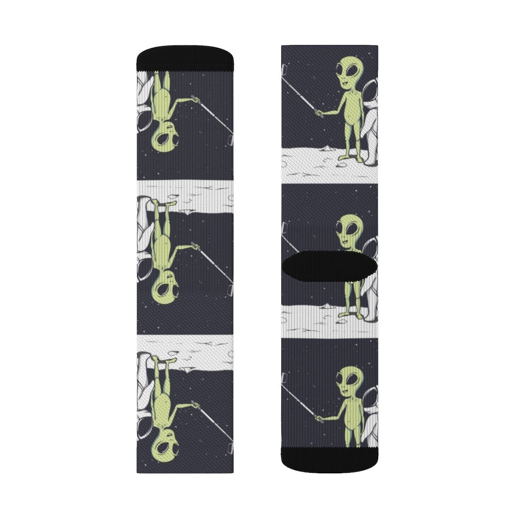 Yellow Pandora Funny Alien Selfie Socks featuring colorful alien selfies and playful designs for fun, casual wear.