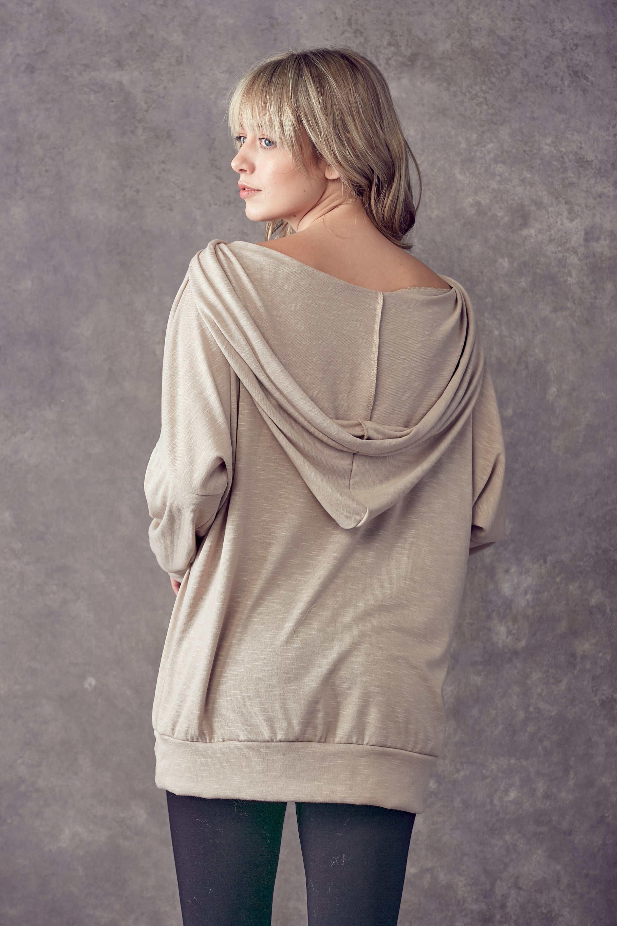 Elegant blouse and extras