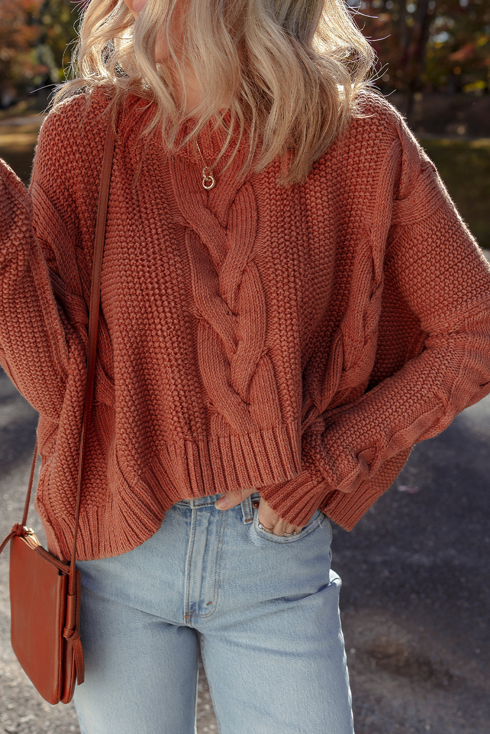 Elegant blouse and extras