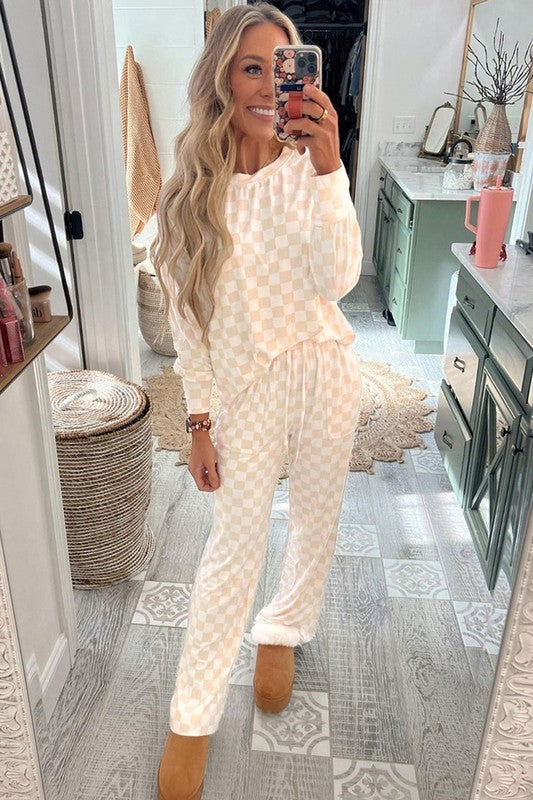 Elegant blouse and extras