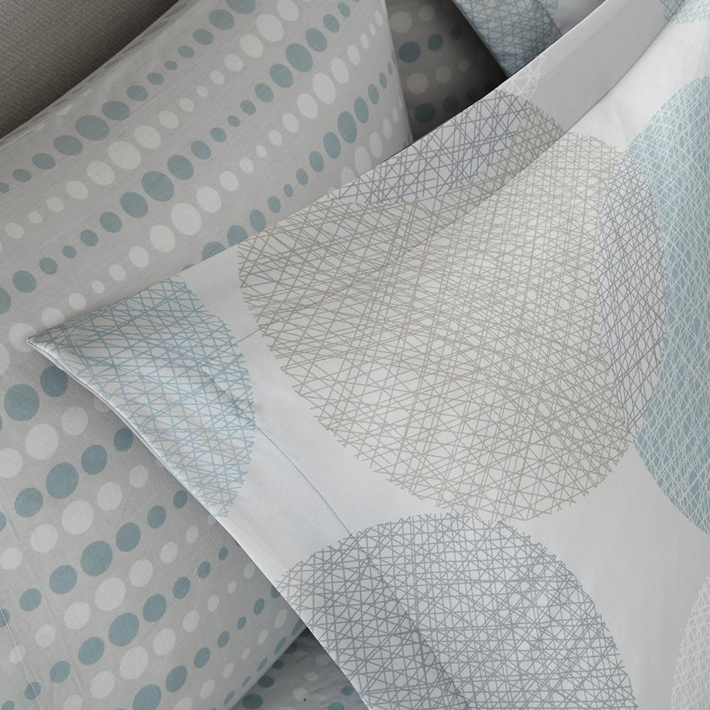 Start2Finish 9-piece comforter set with cotton bed sheets, featuring a soft, cozy bedding ensemble for restful sleep.