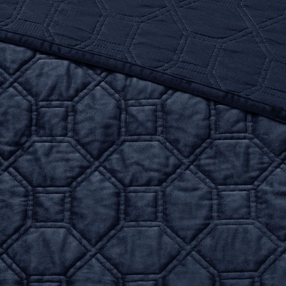 Start2Finish Harper 3-piece navy velvet quilt set with matching pillow shams, showcasing soft, luxurious fabric and elegant design.