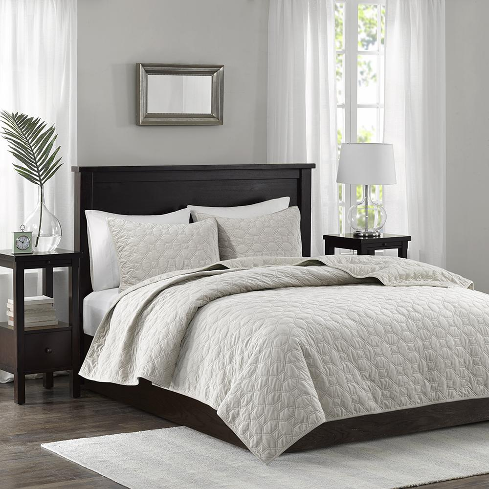 Start2Finish Harper 3-piece velvet quilt set in ivory, featuring soft fabric and elegant design for cozy bedroom decor.