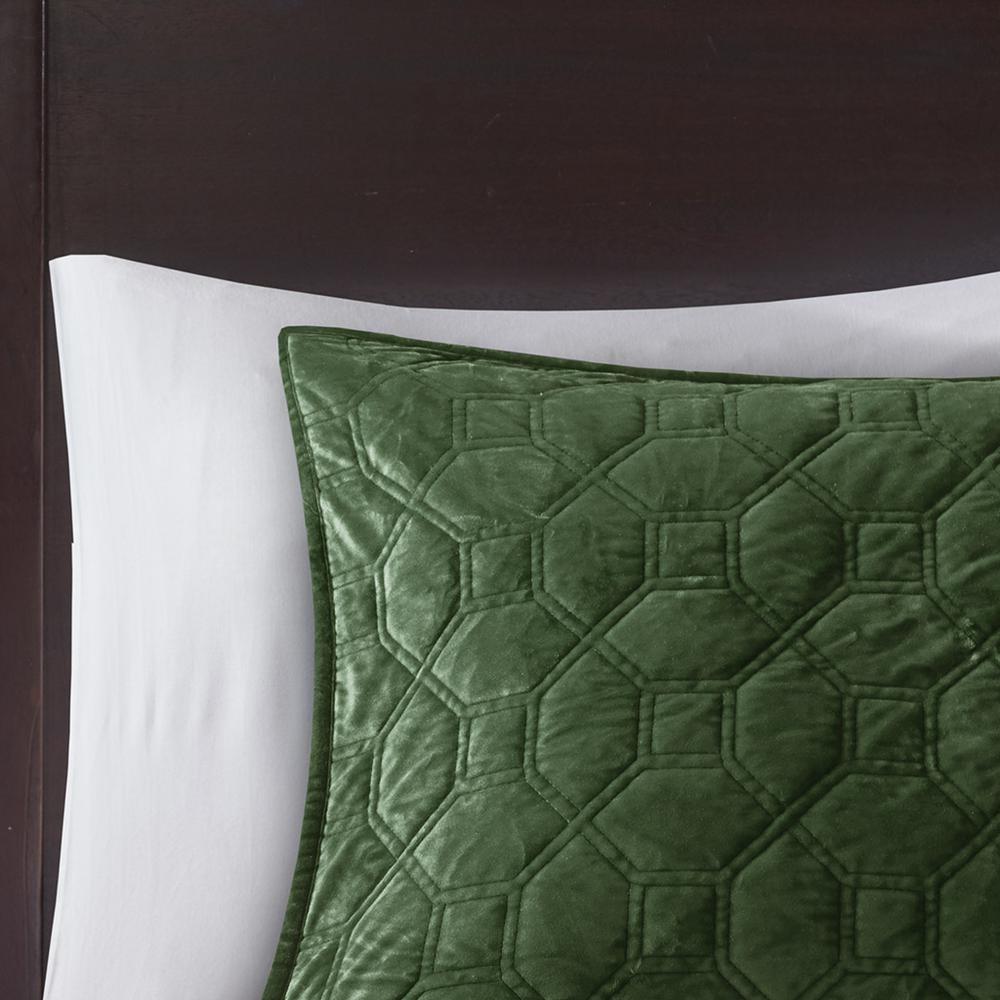 Start2Finish Harper 3-piece velvet quilt set in green, featuring a plush velvet texture and coordinating pillow shams for a cozy bedroom look.