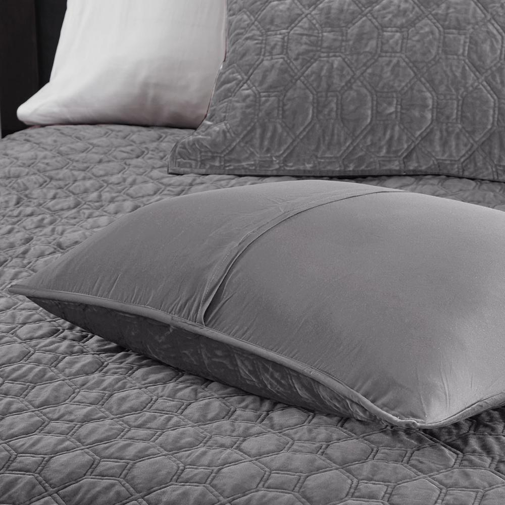 Start2Finish Harper 3-piece grey velvet quilt set with matching pillow shams, showcasing soft velvet fabric and elegant design.