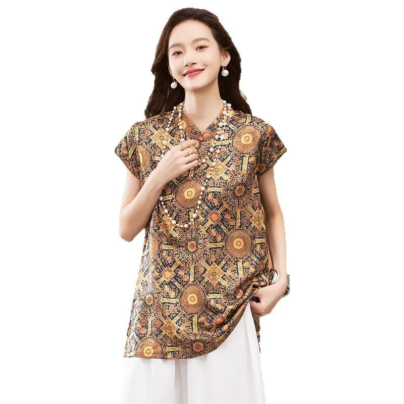 Elegant blouse and extras