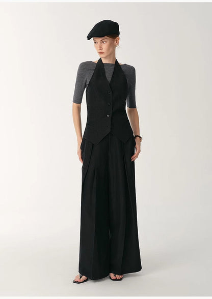 Classic old money style cool feeling silk linen halterneck sleeveless