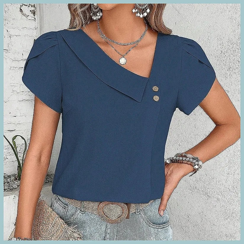 Elegant blouse and extras