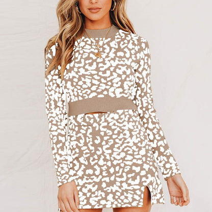 Elegant blouse and extras