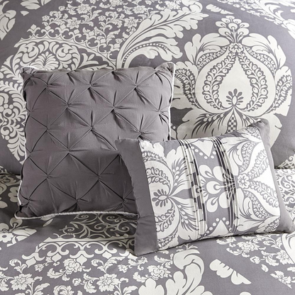 Start2Finish 6-piece printed duvet cover set with colorful patterns, including matching pillowcases and bedding for a vibrant bedroom look.