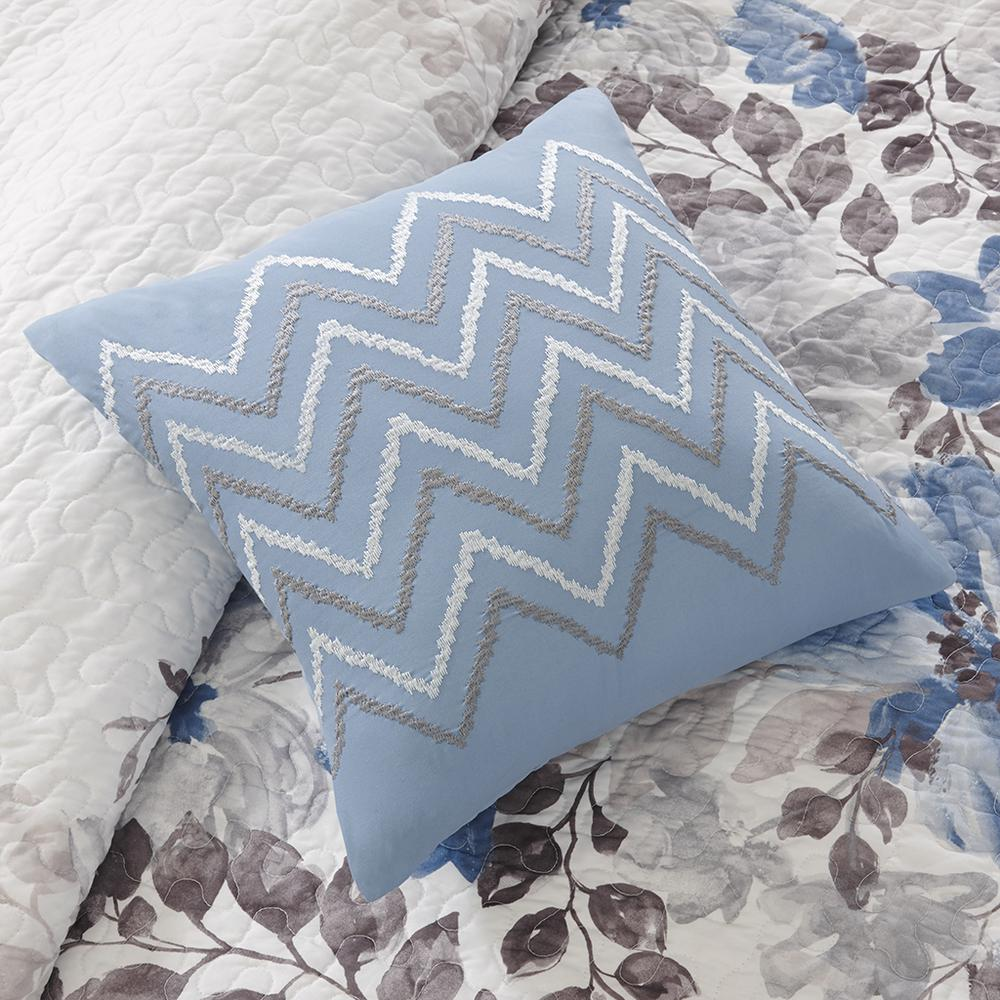 Start2Finish 6-piece printed quilt set with matching throw pillows, featuring colorful floral and geometric patterns for cozy bedding.