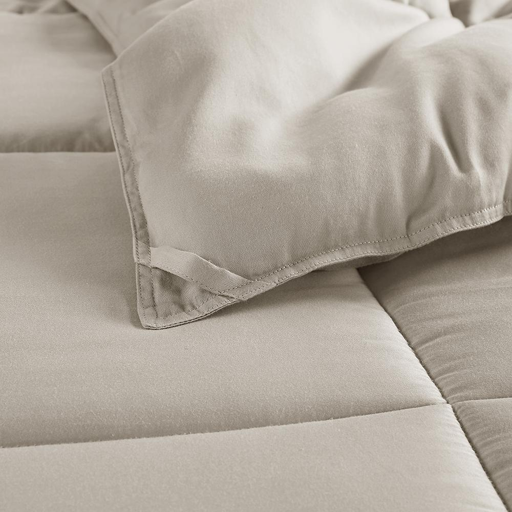 Start2Finish 300 thread count cotton shell luxury down alternative comforter with plush, evenly filled interior and soft white fabric
