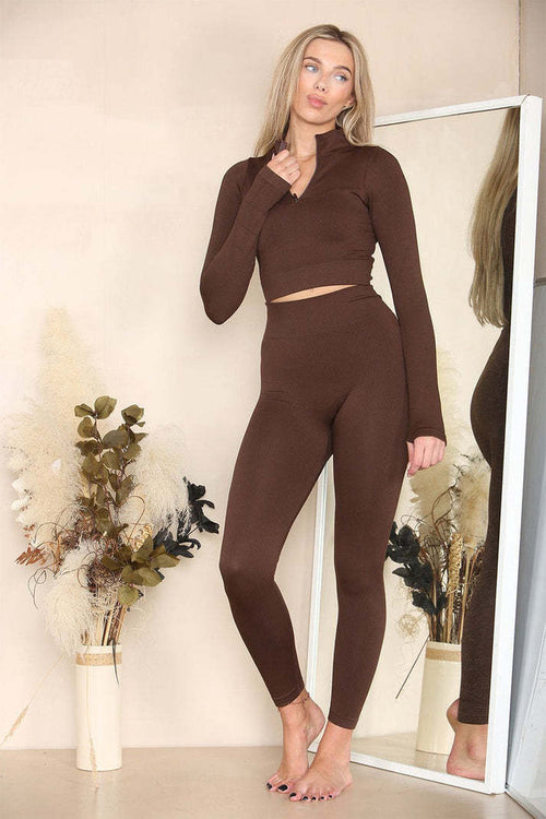 Carmine Juneberry ZipForm Gym Lounge Set Haute Edition 25 leggings in sleek, comfortable fabric, shown in a stylish fit.
