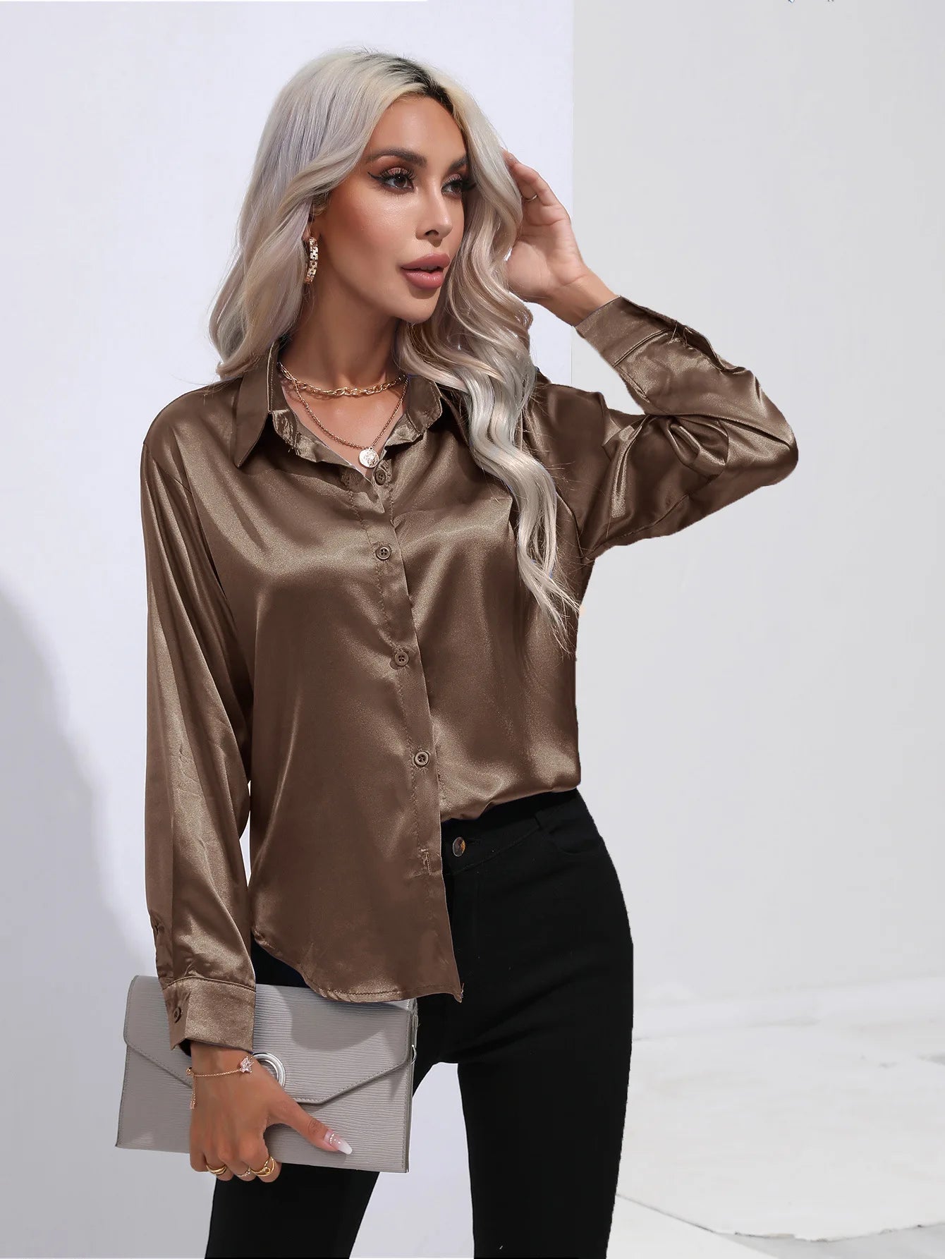 Elegant blouse and extras
