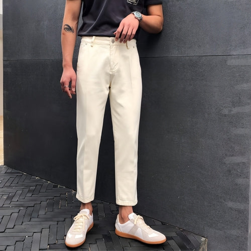 StudioFlex™ – Minimalist Men’s Casual Jeans