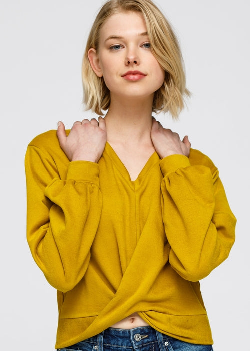 Elegant blouse and extras