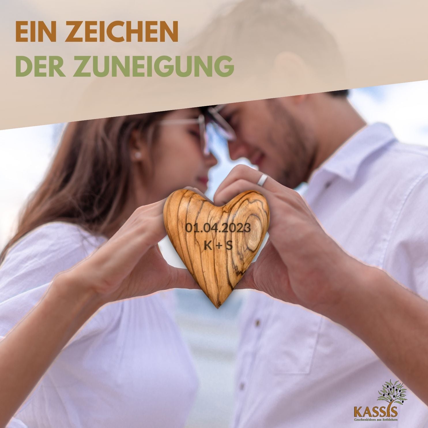 Personalisiertes Olivenholz Herz mit Gravur | Handschmeichler als