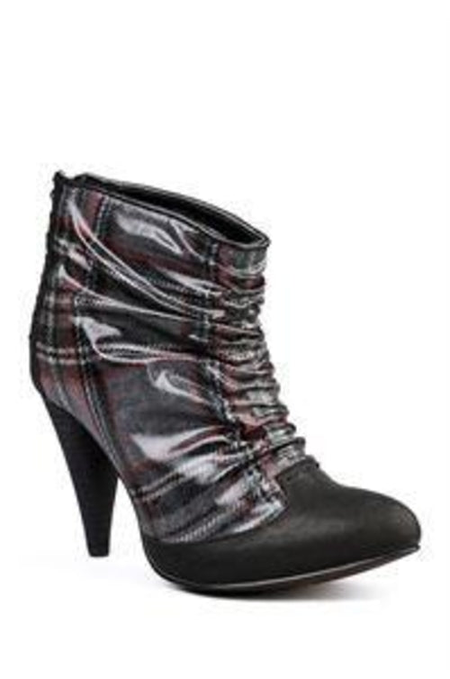 Azure Ophion Brindal footwear showing stylish, comfortable shoes with sleek design and neutral color for versatile wear.