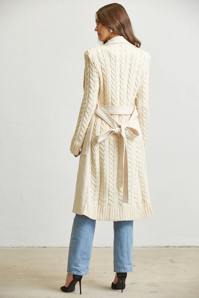 Elegant blouse and extras