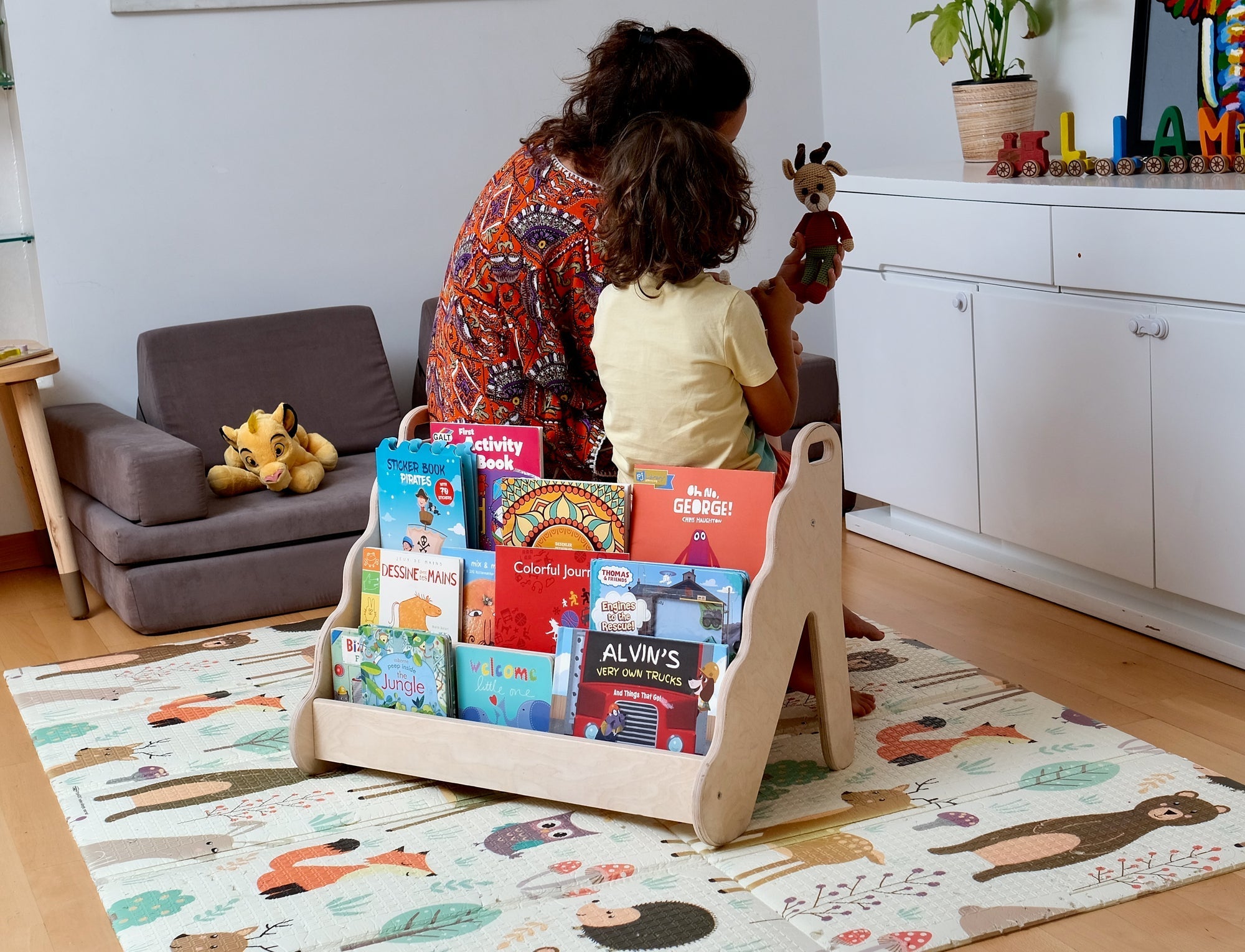 Seatable Wooden Bookshelf / Small-Medium-Large Size