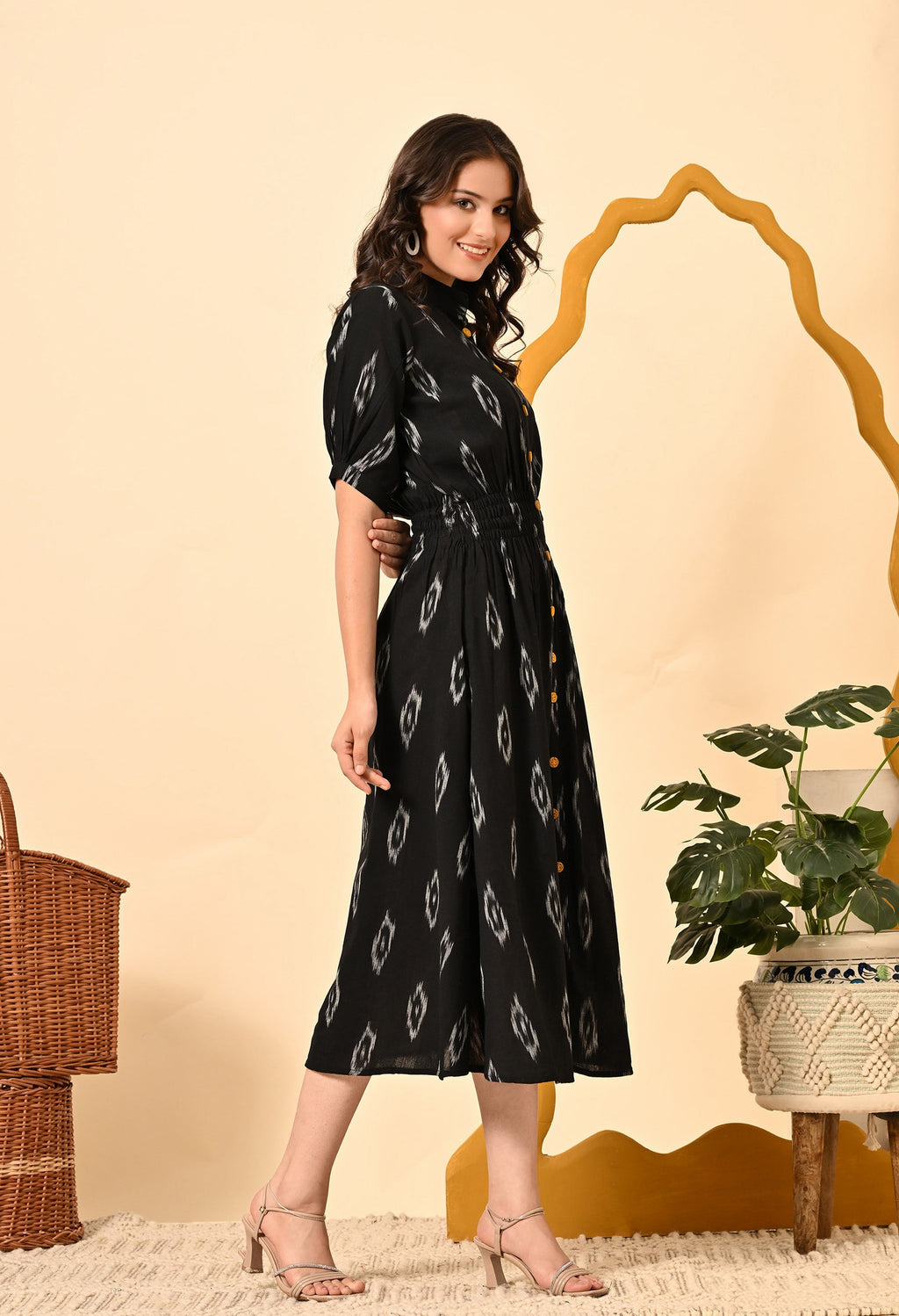 BLACK DIAMOND ELASTICATED MIDI DRESS