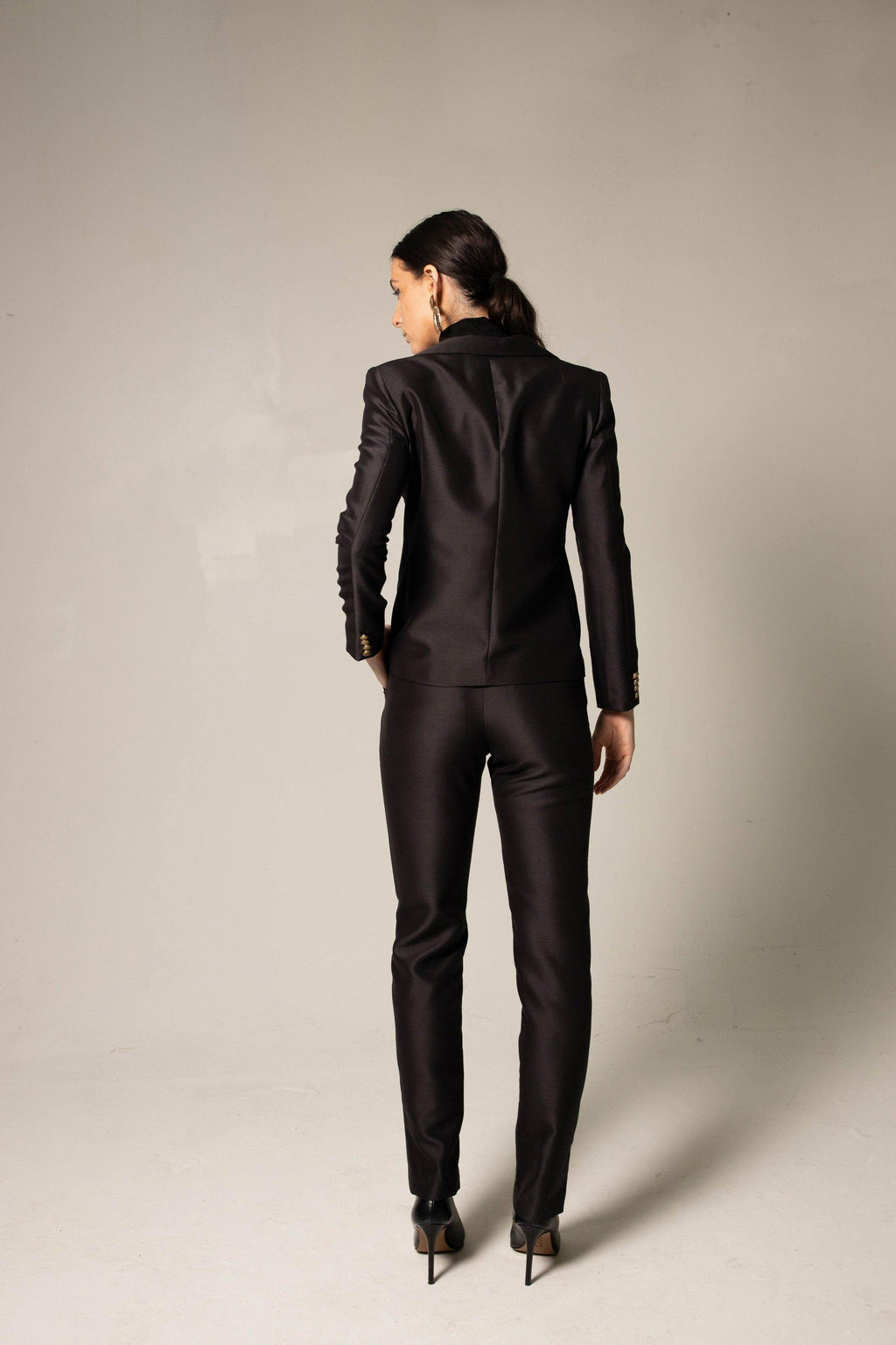 Womens Black Blazer Suit – Elegant Tailored Office Suit
