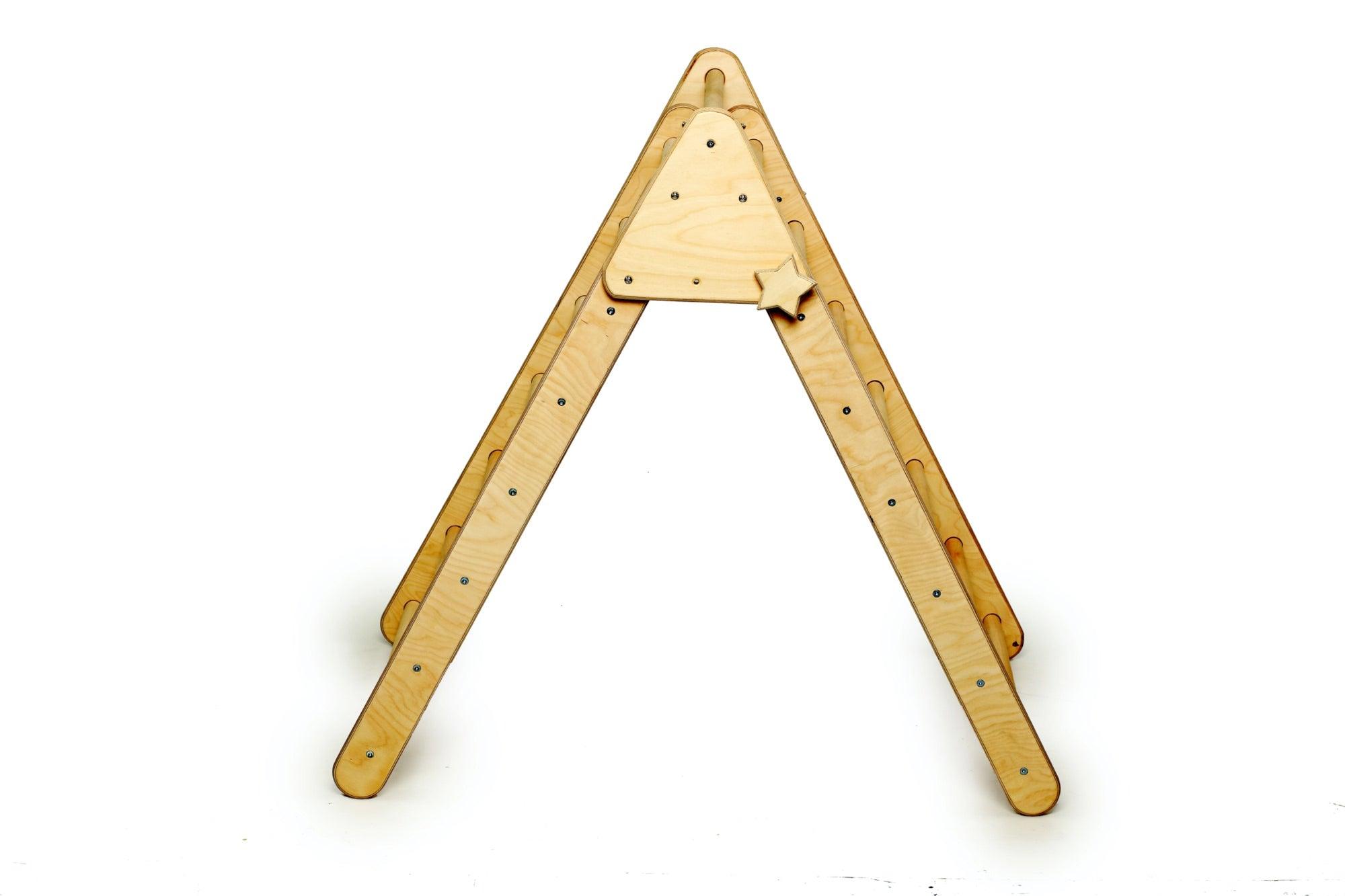 Foldable Climbing Triangle with Ramp