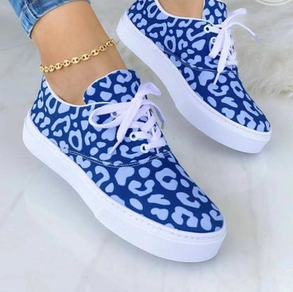 Coffee Jasper 2022 graffiti women’s sneakers with colorful design, stylish trainers footwear for casual and fashion-forward looks.