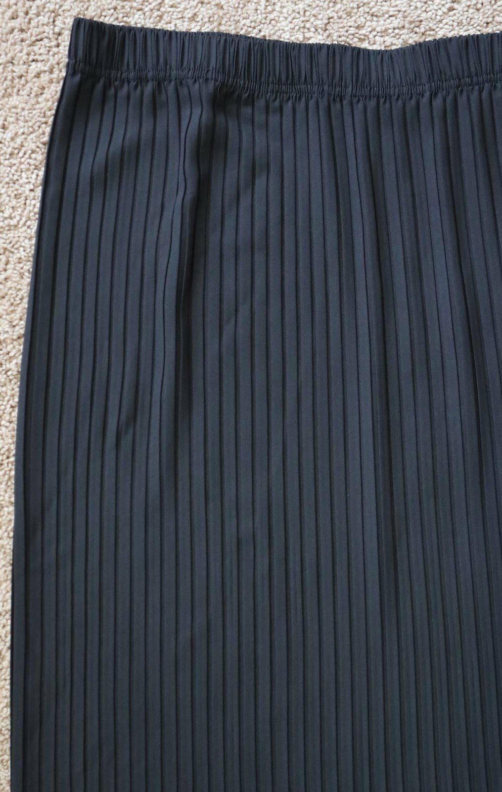 Sumi Women's Pleated Skirt