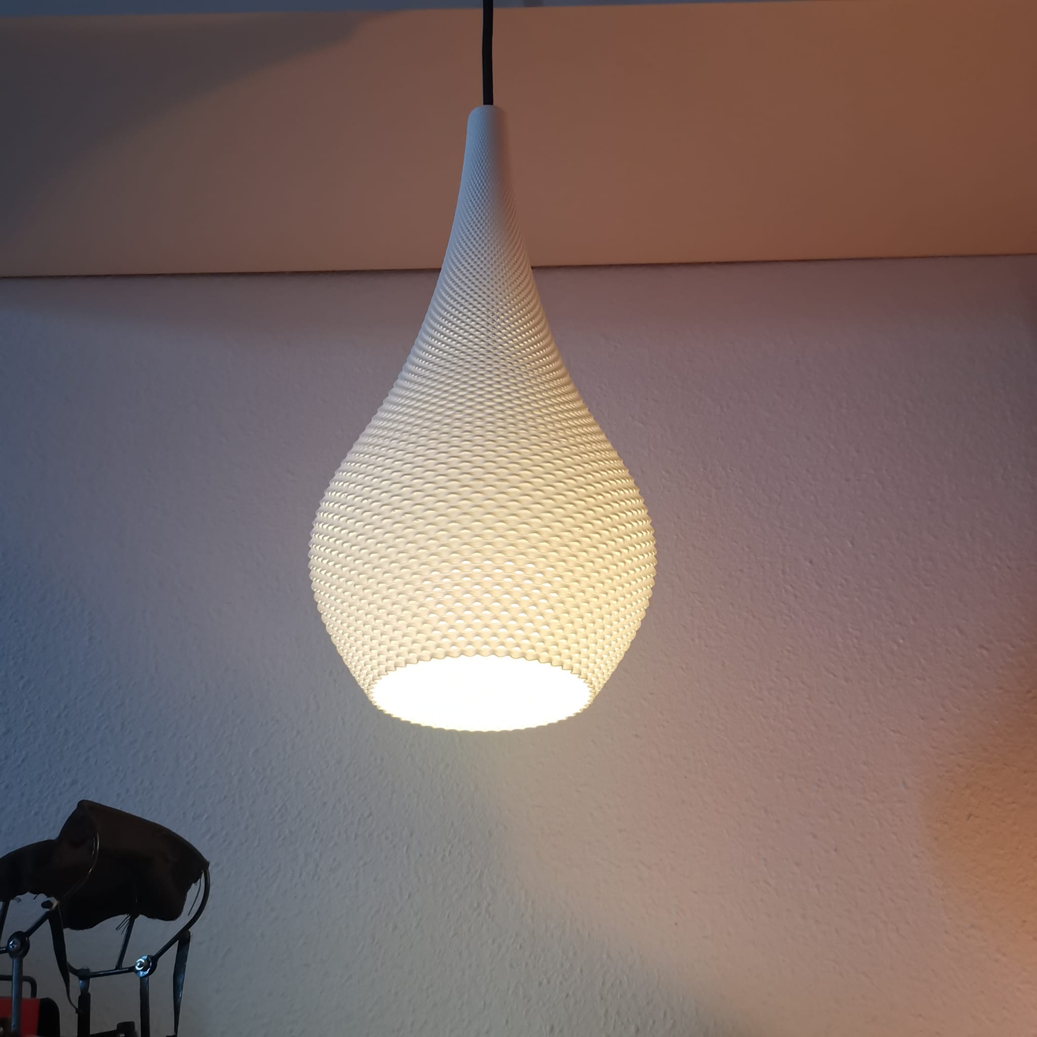 Teardrop Edition Pendant Lamp