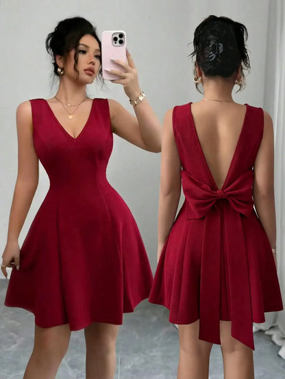 New Elegant Sexy V-Neck Backless Fitted Dress With Bowknot Waist, Burgundy Color, Luxury European Style, Suitable For In
