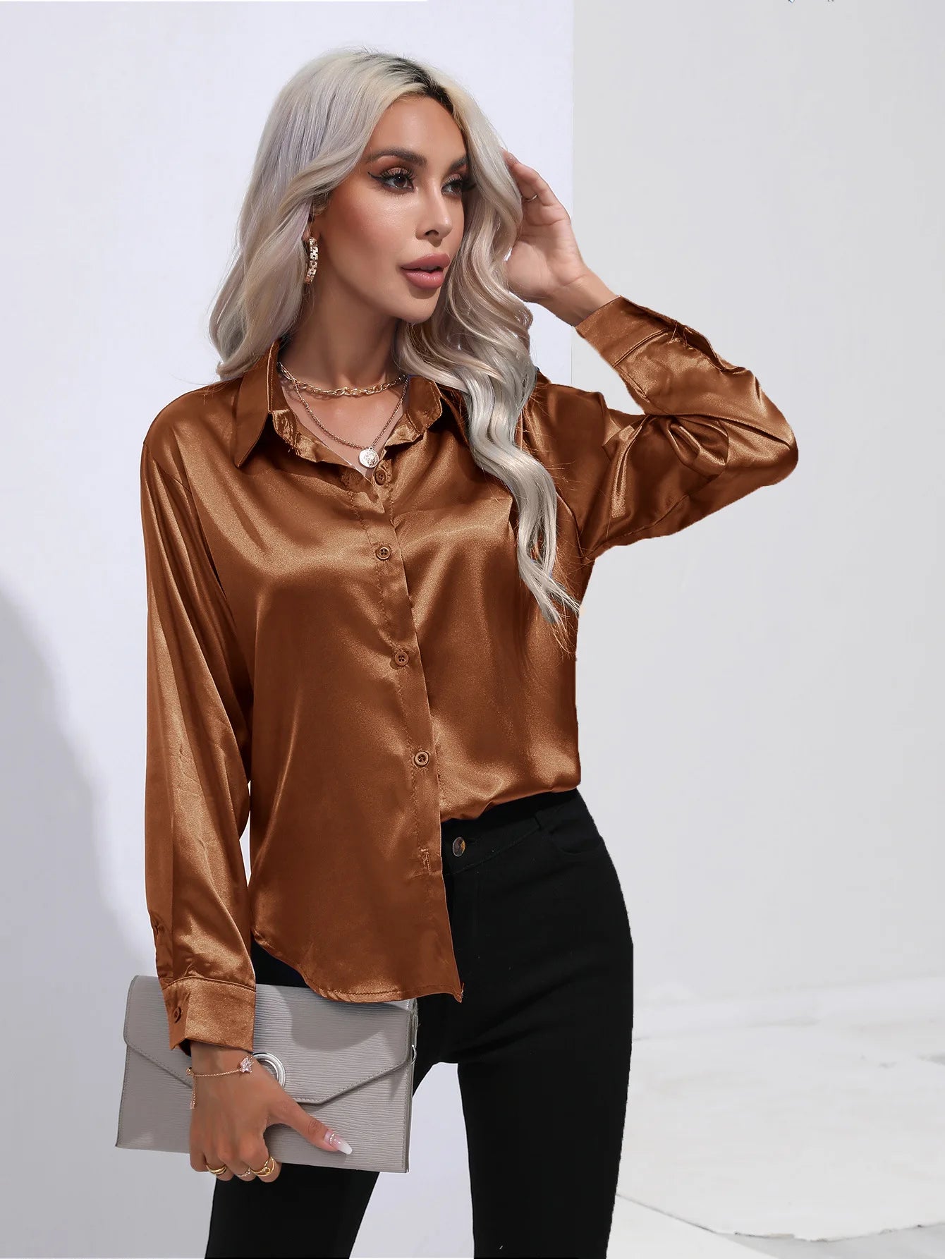 Elegant blouse and extras