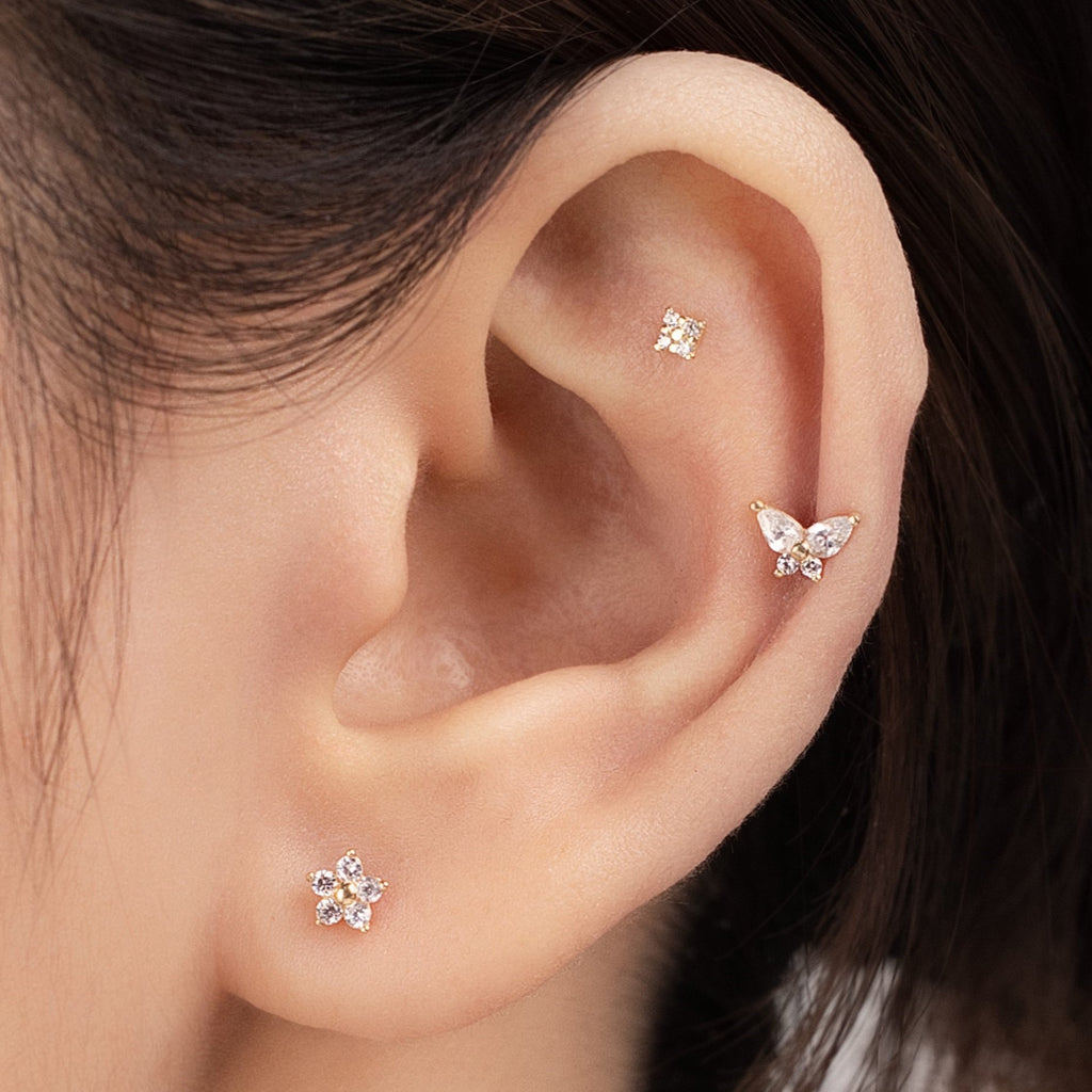 14K (58.5%) SOLID GOLD MOTH PIERCING