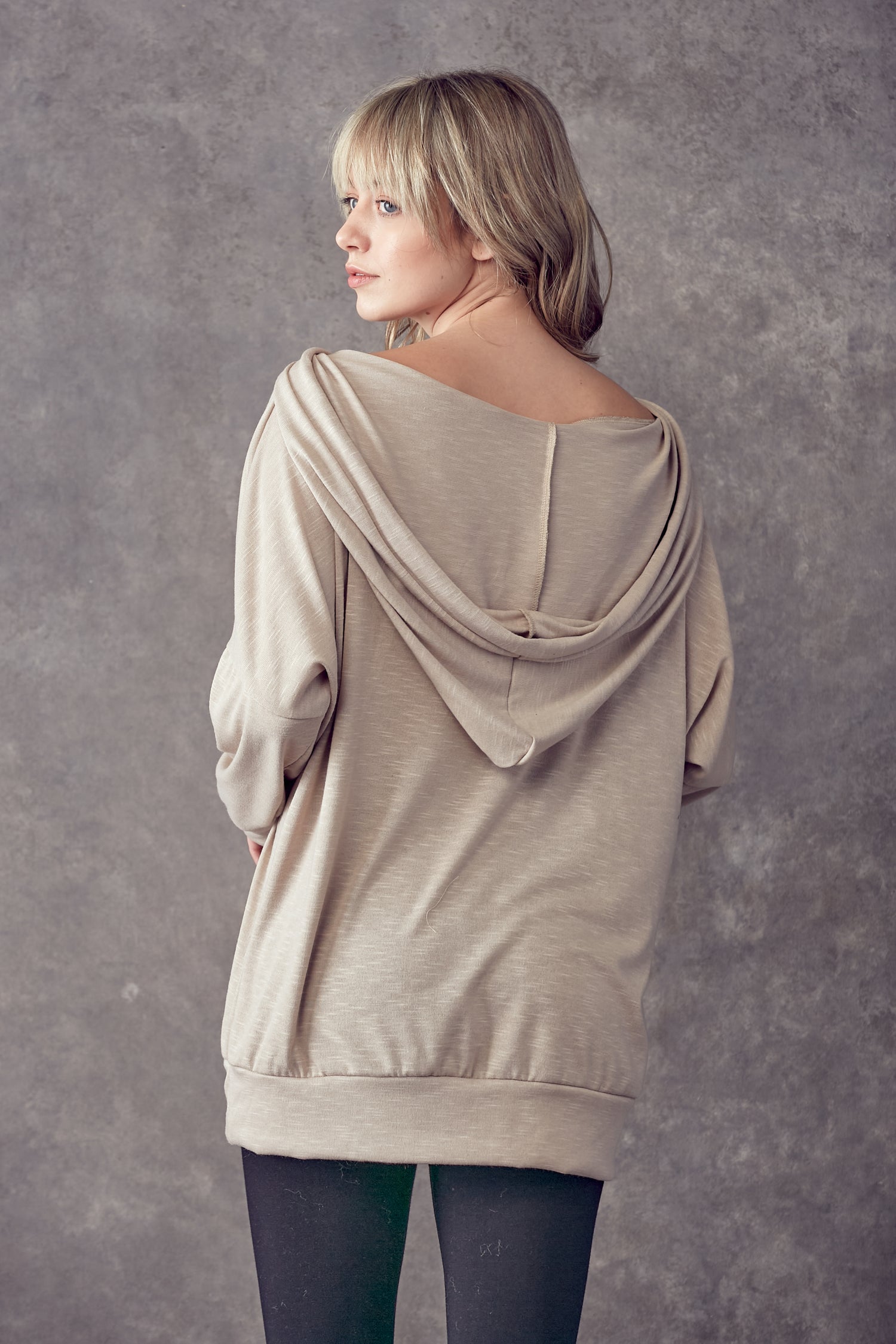 Elegant blouse and extras
