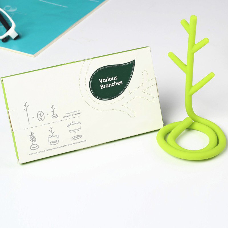 Deformable Tree Storage Stand