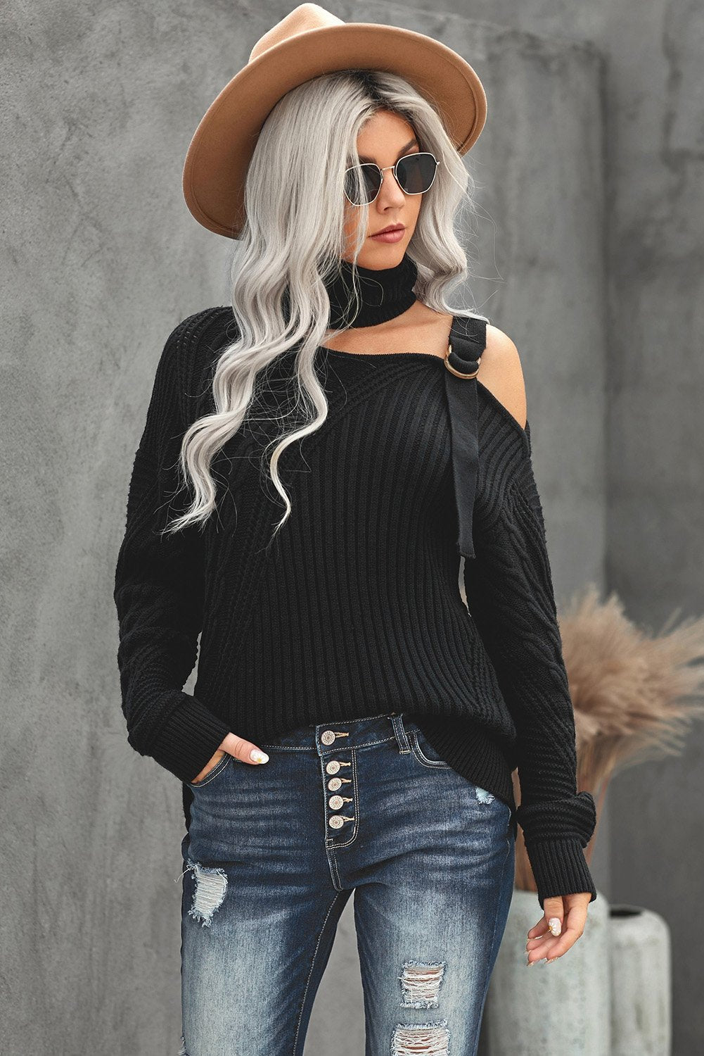 Elegant blouse and extras