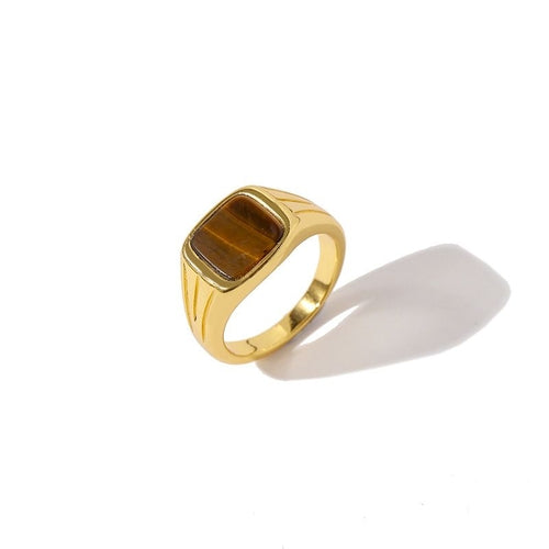 European And American Retro Fashion Natural Green Peacock Stone Ring