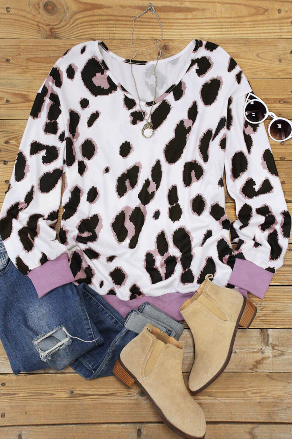 Elegant blouse and extras