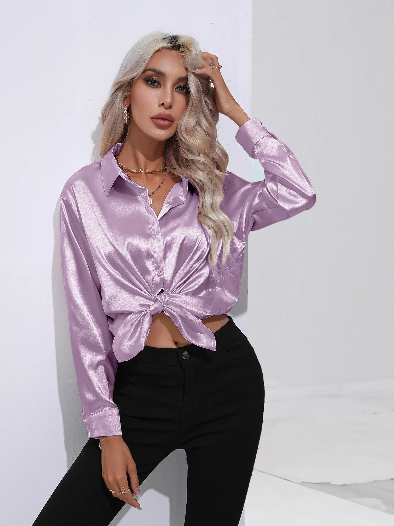 Elegant blouse and extras
