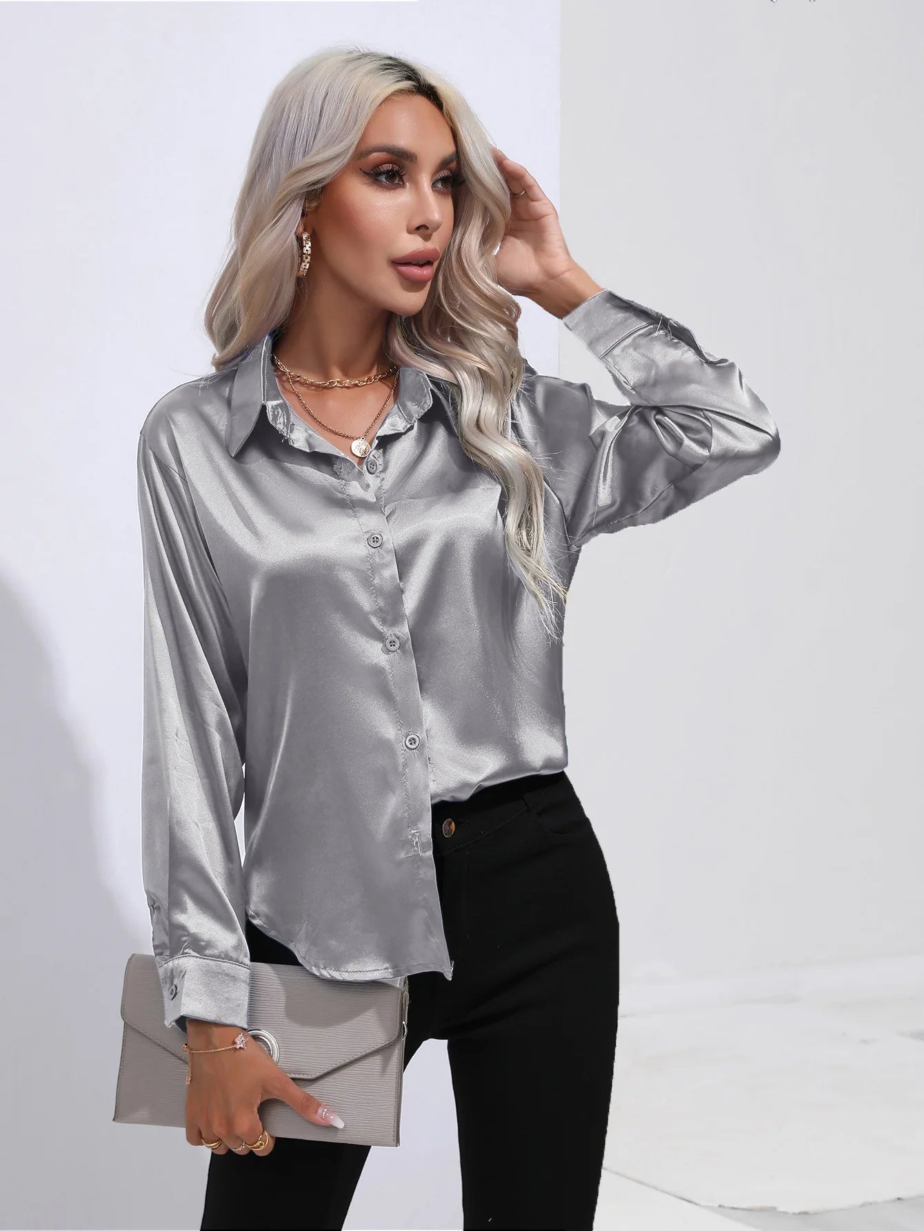 Elegant blouse and extras