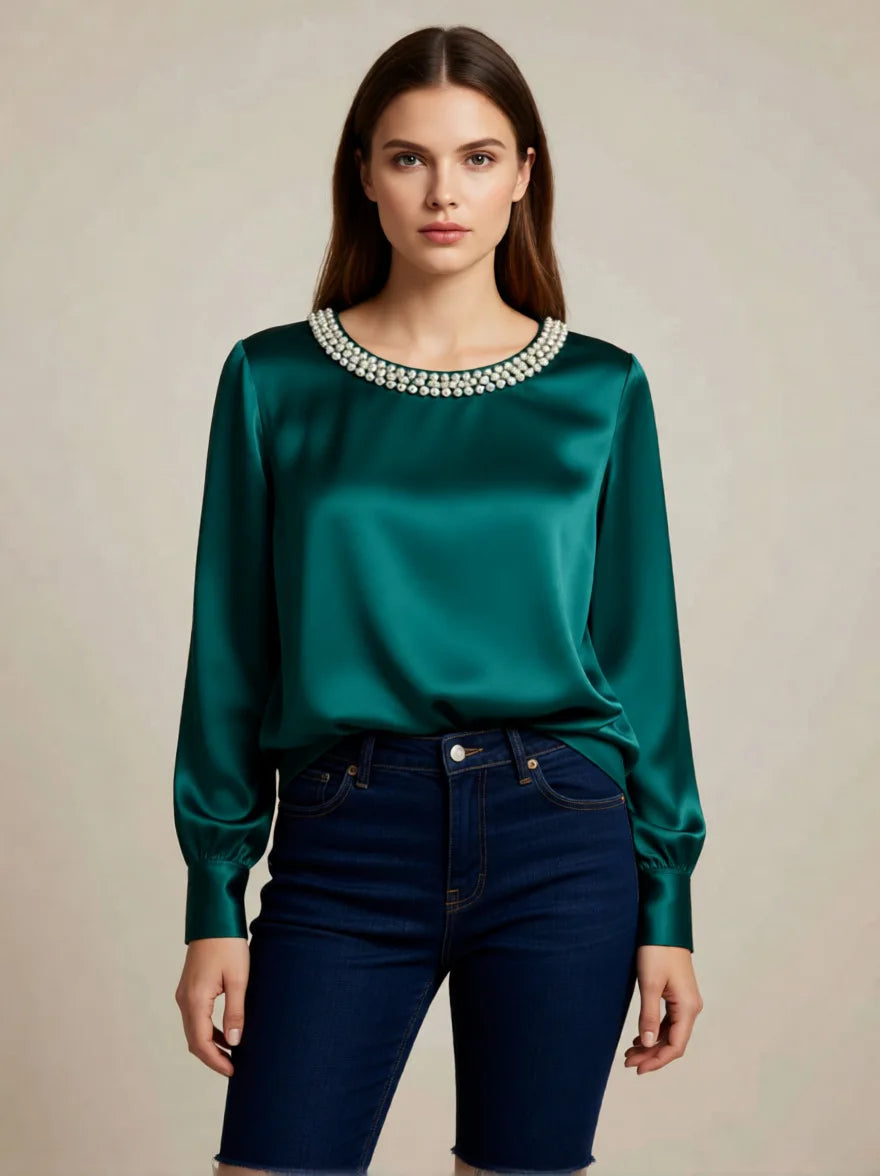 Elegant blouse and extras