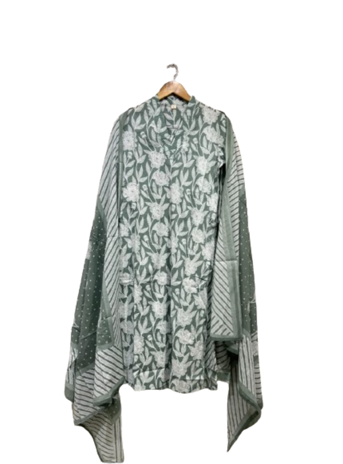 Women Print Kurti Pant & Dupatta Set For  Size S Color Green