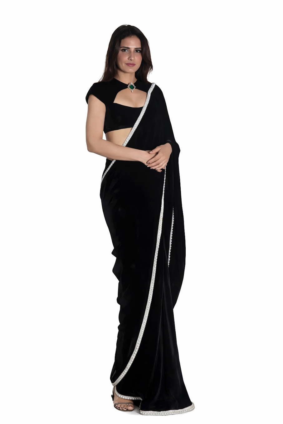 Modern Ethnic Saree with Stylish Appeal