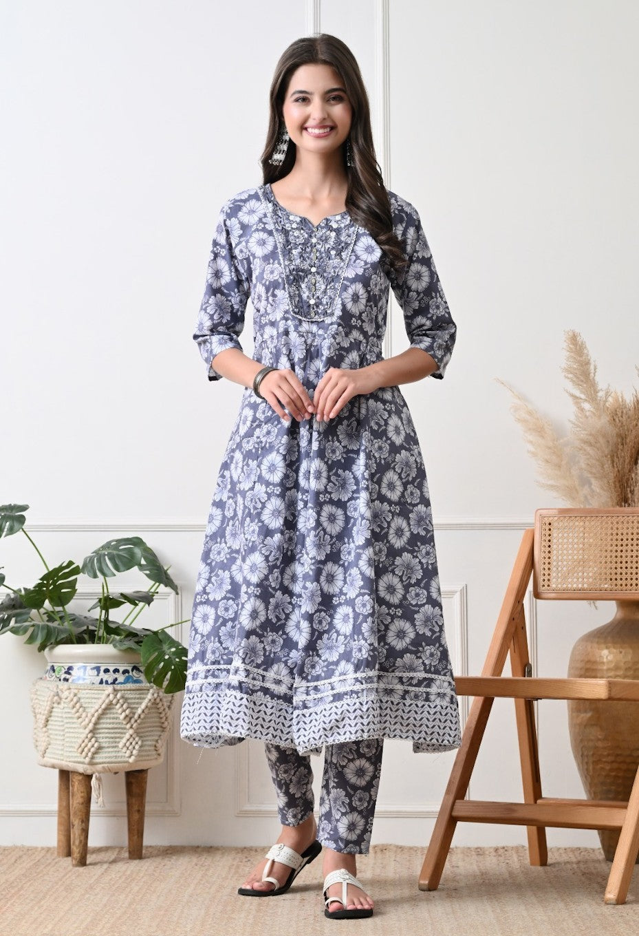 Women's Floral Printed Anarkali Kurta & Pant Set